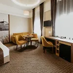 Duna Wellness Hotel 4*