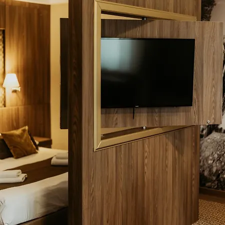 Duna Wellness Szálloda 4*
