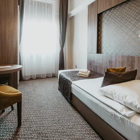 Hotell Duna Wellness Baja