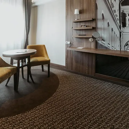 Duna Wellness Hotell 4*