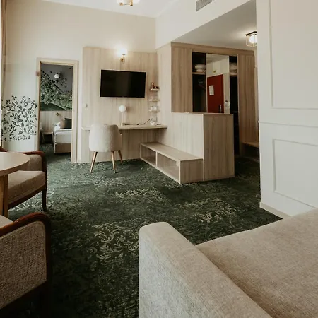 Duna Wellness Hotel 4*
