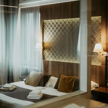 Hotell Duna Wellness 4*