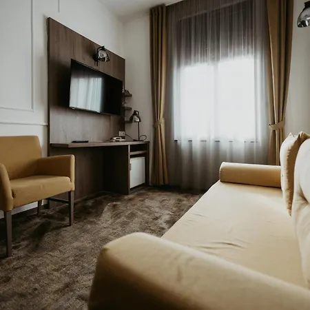 Duna Wellness Hotell 4*