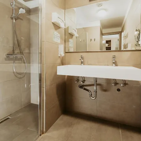 Duna Wellness Hotell Baja