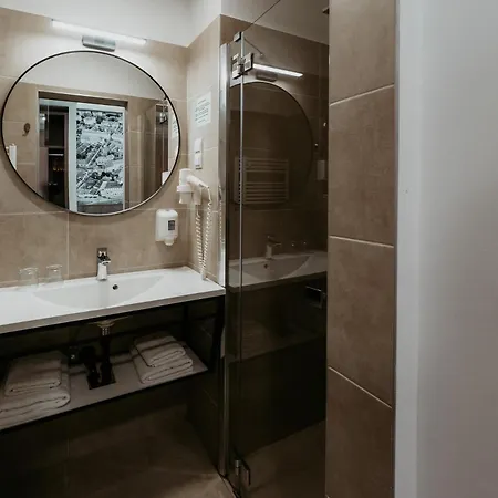 Duna Wellness Hotell