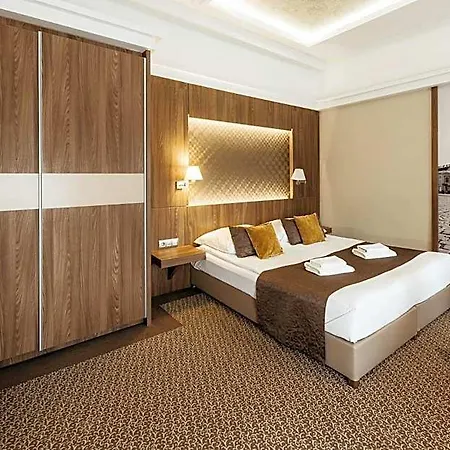 Duna Wellness Hotel Baja