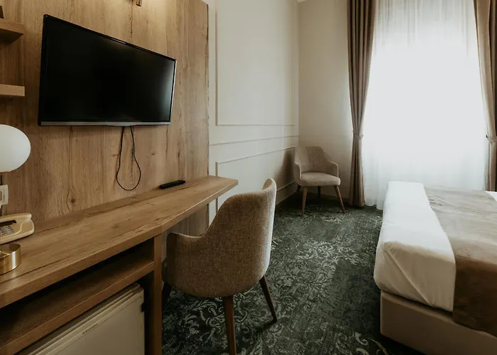 Отель Duna Wellness 4*
